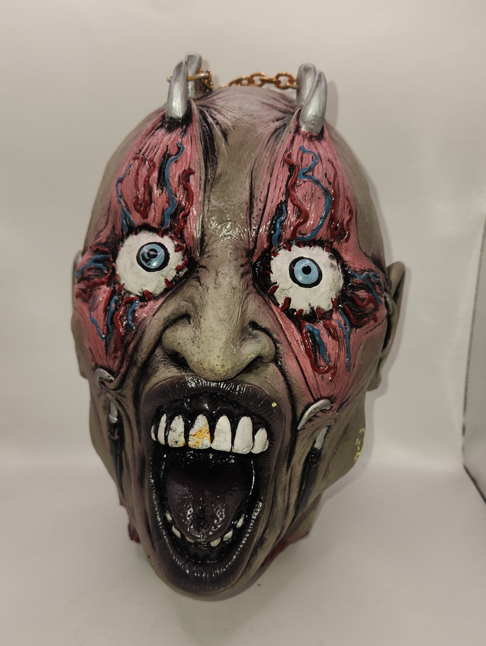 Halloween Severed Head On Chains Prop Unisex OS Multicolor Hooked Zombie Decor